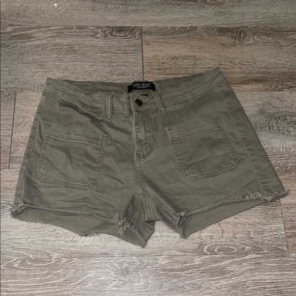 Judy blue size large army green shorts stretchy - Picture 2 of 7